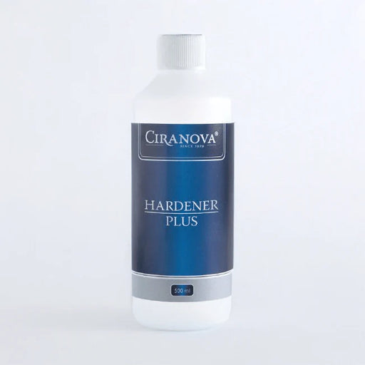 Ciranova Hardener is a reactive additive designed to accelerate the curing of compatible oils, improving wear resistance and durability of the finished surface.